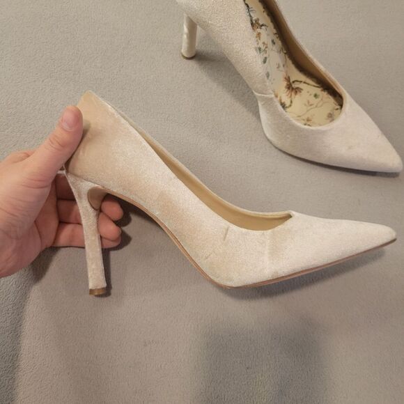 Antonio Melani x Nicola Bathie Bonnie Velvet Pumps Shoes Size 7.5 M - Picture 3 of 9